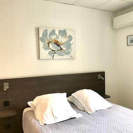 Hotel Restaurant Les Chasseurs Marine de Pietracorbara Екстер'єр фото